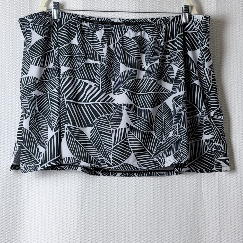 Cacique Swim Skirt Women 26 Black White High Waist Beach Summer Vacation Floral